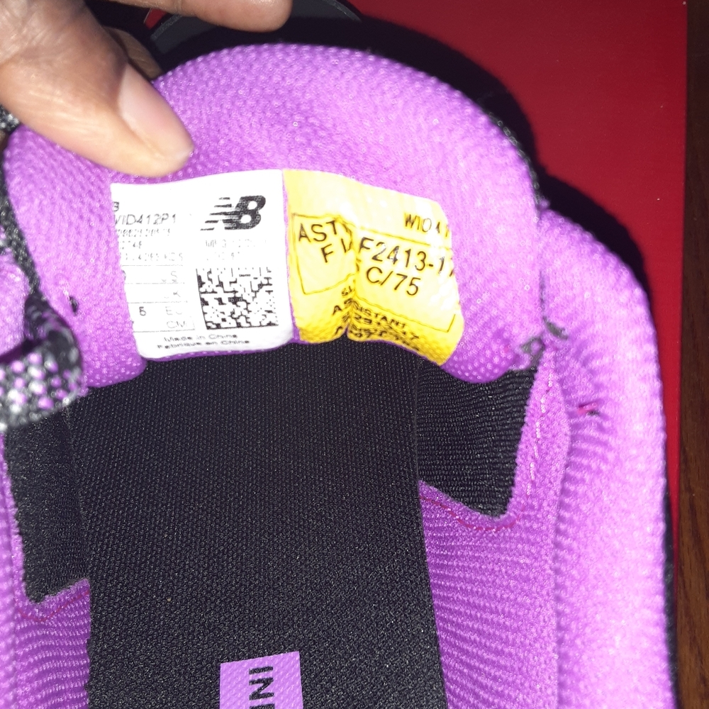 Shoes - Picture 6 of 6